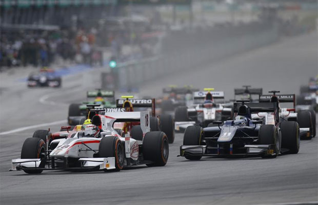 Старт гонки GP2 Series в Малайзии