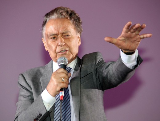 Поэт Андрей Дементьев